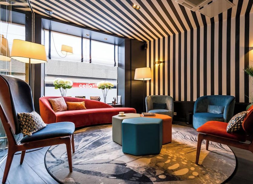 Lounge Photo