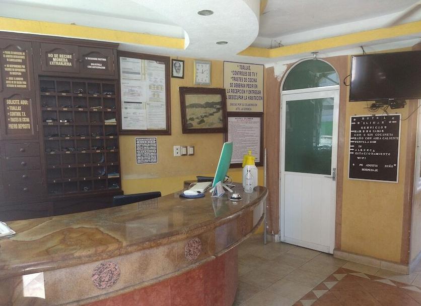 Front desk Photo