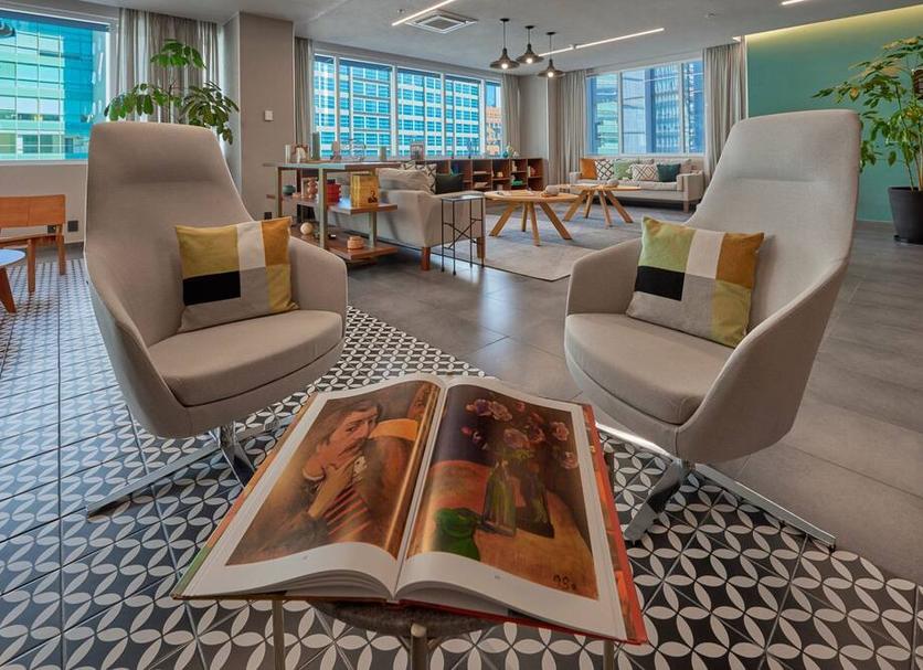 Lounge Photo