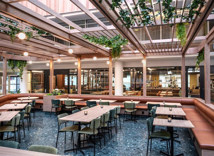 Restaurant Photo