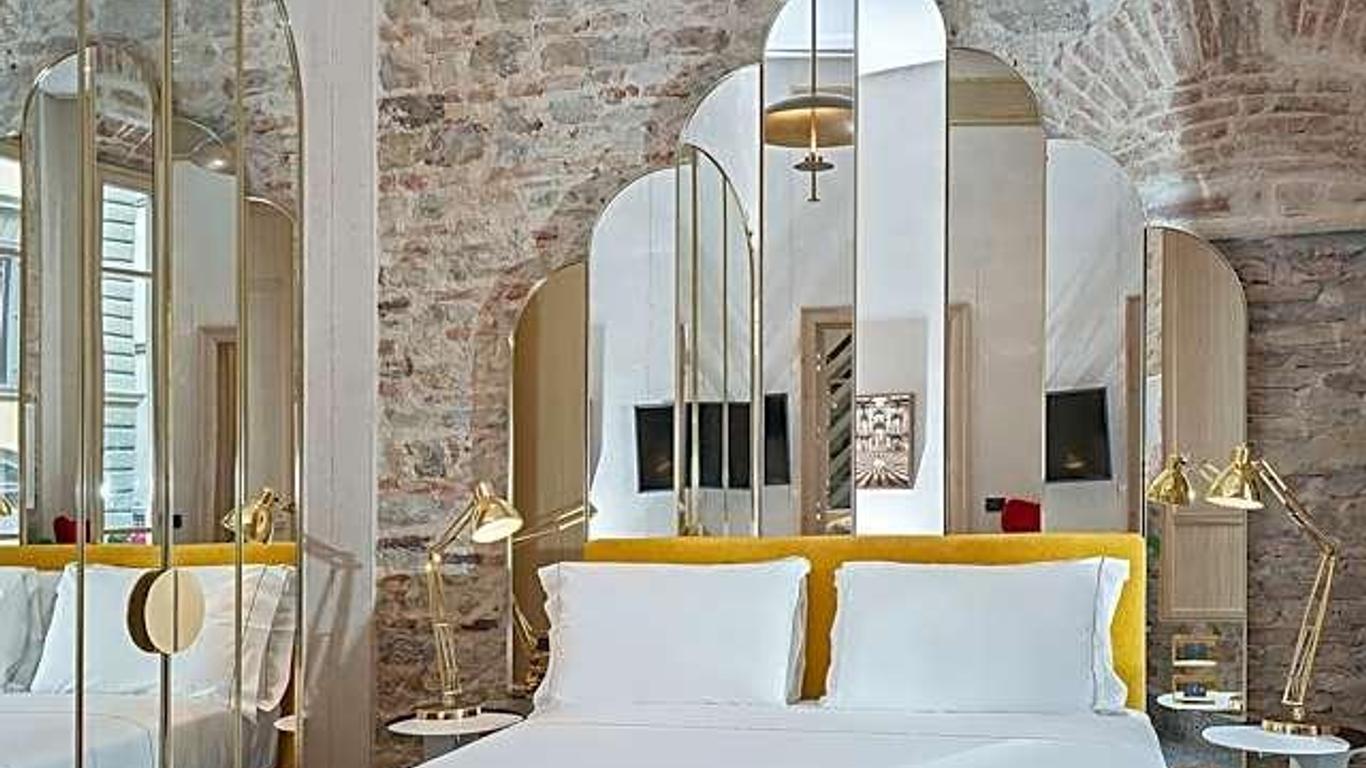 Hotel Pierre