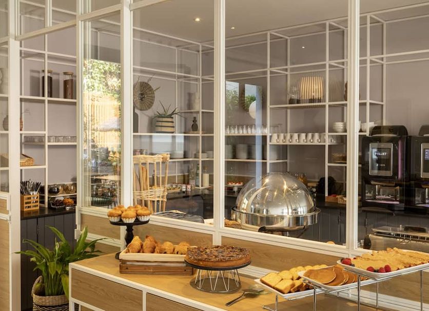 Buffet Photo