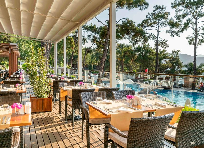 Restaurant Photo