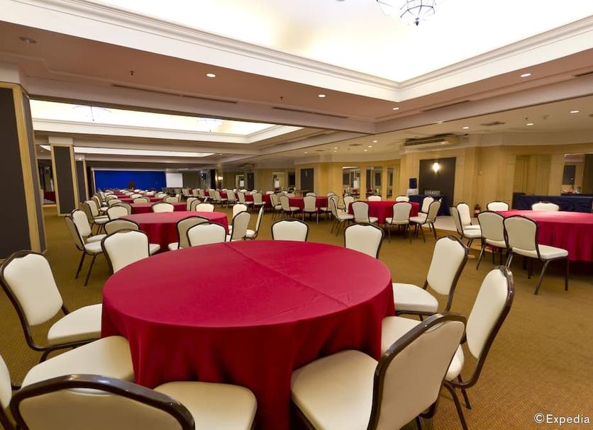 Banquet hall Photo