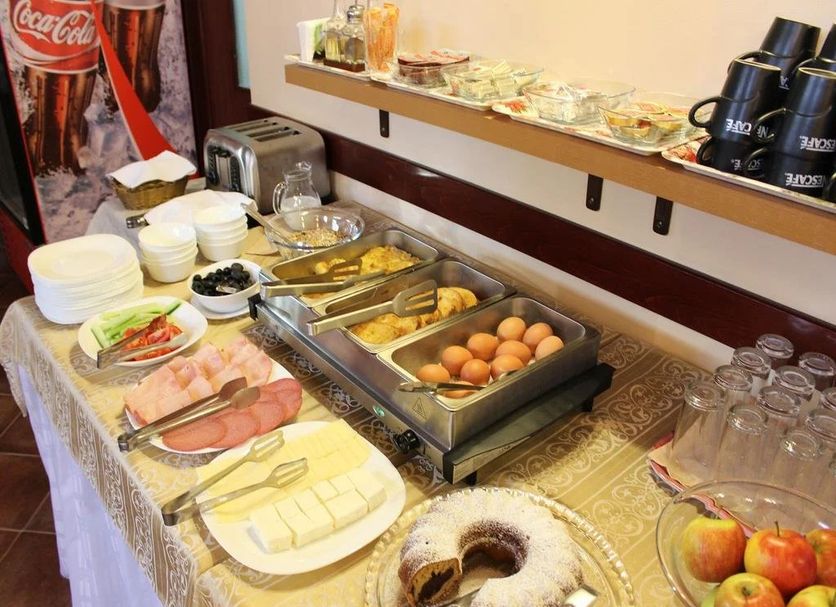 Buffet Photo
