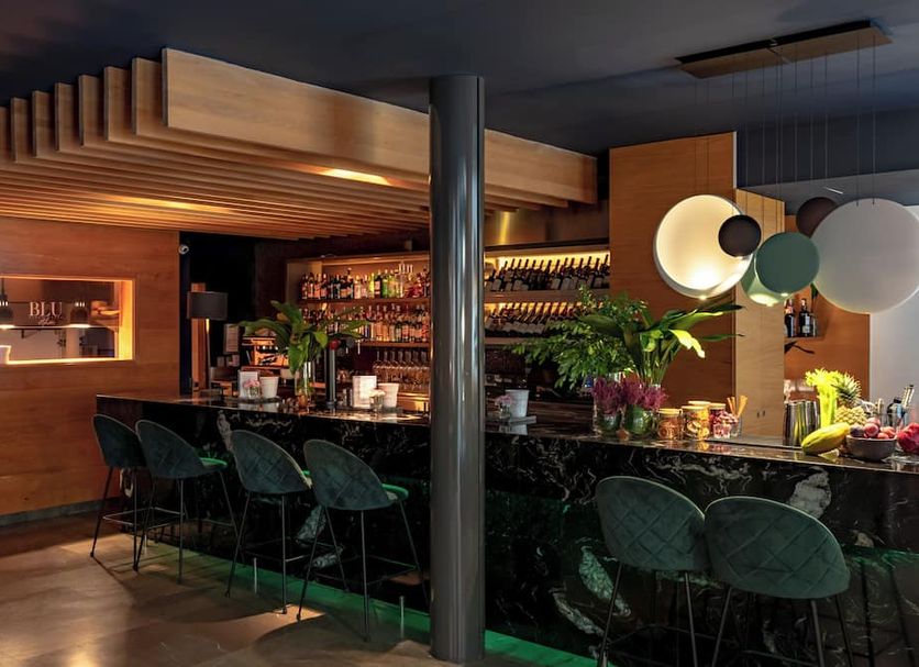 Bar Photo