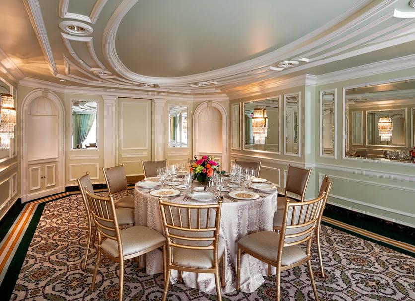 Banquet hall Photo