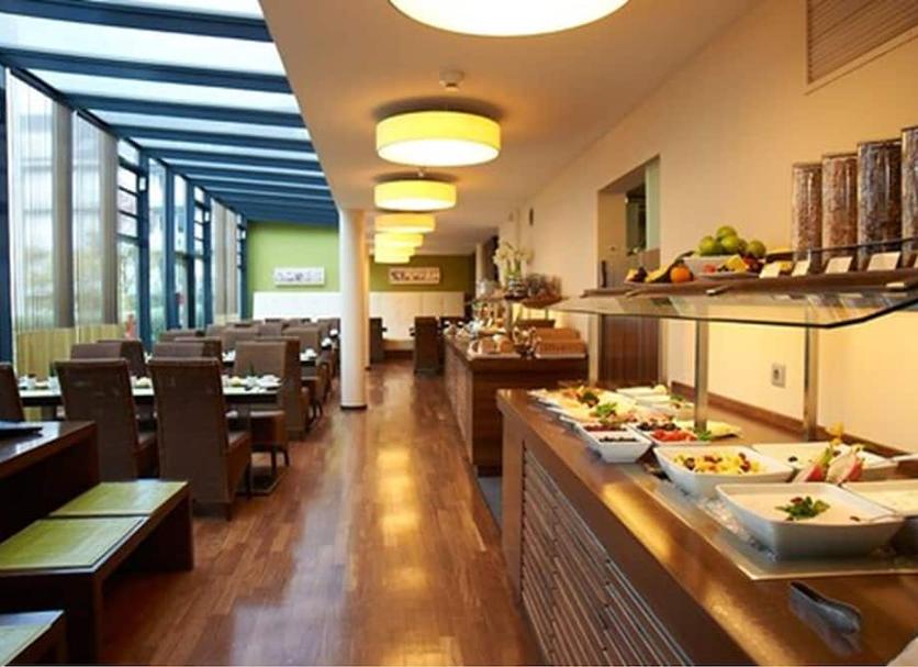 Buffet Photo