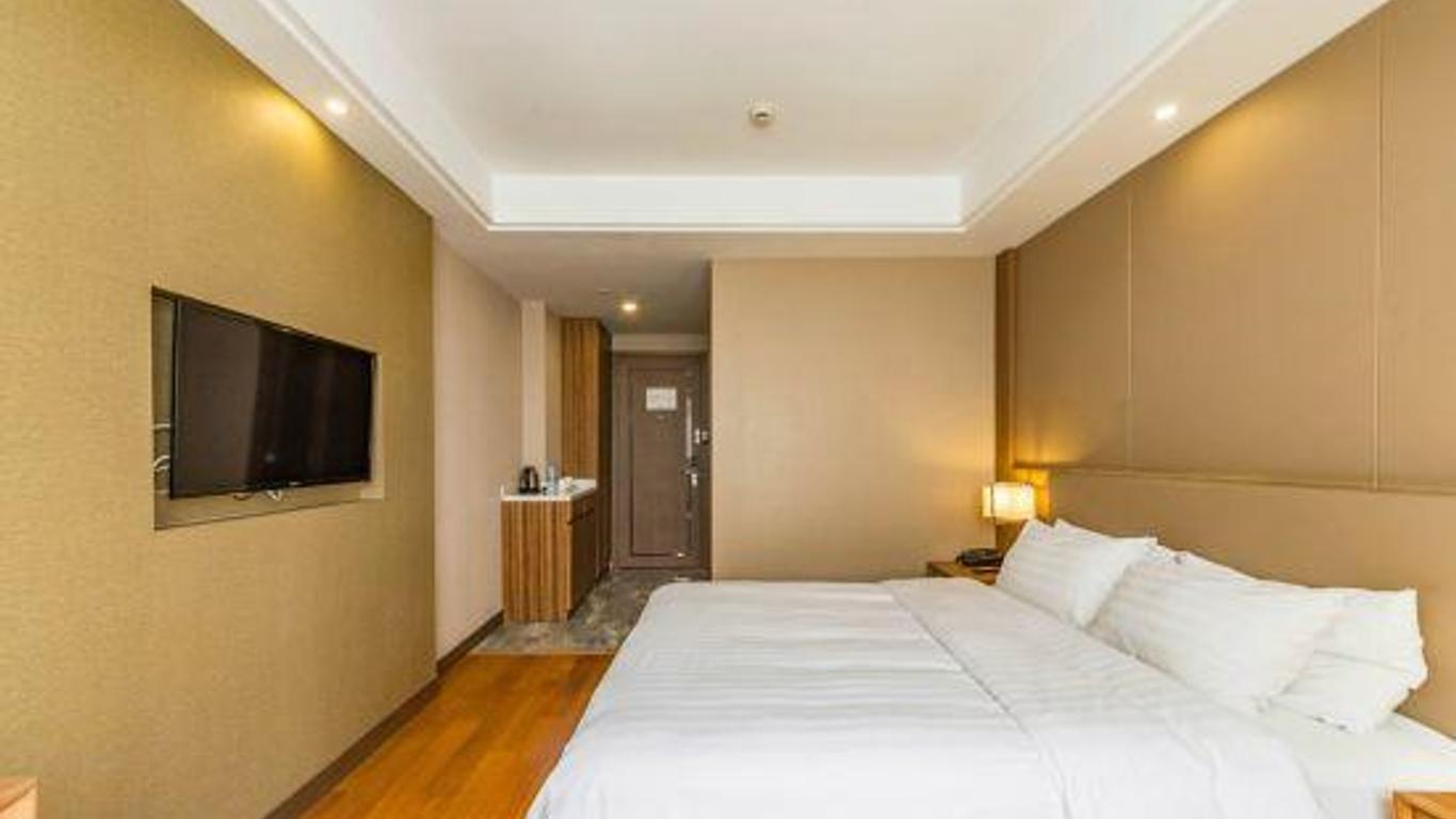 Sushi Select Hotel (Fuzhou Road, Shanghai People's Square)