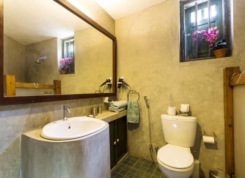 Bathroom Photo
