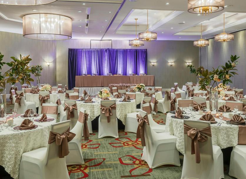 Banquet hall Photo