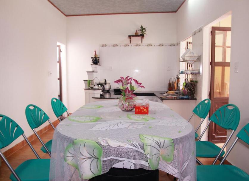 Dining room Photo