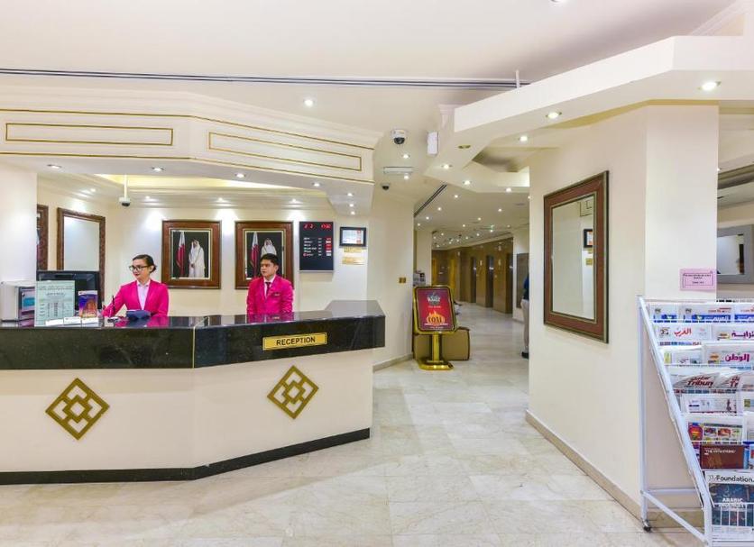 Front desk Photo