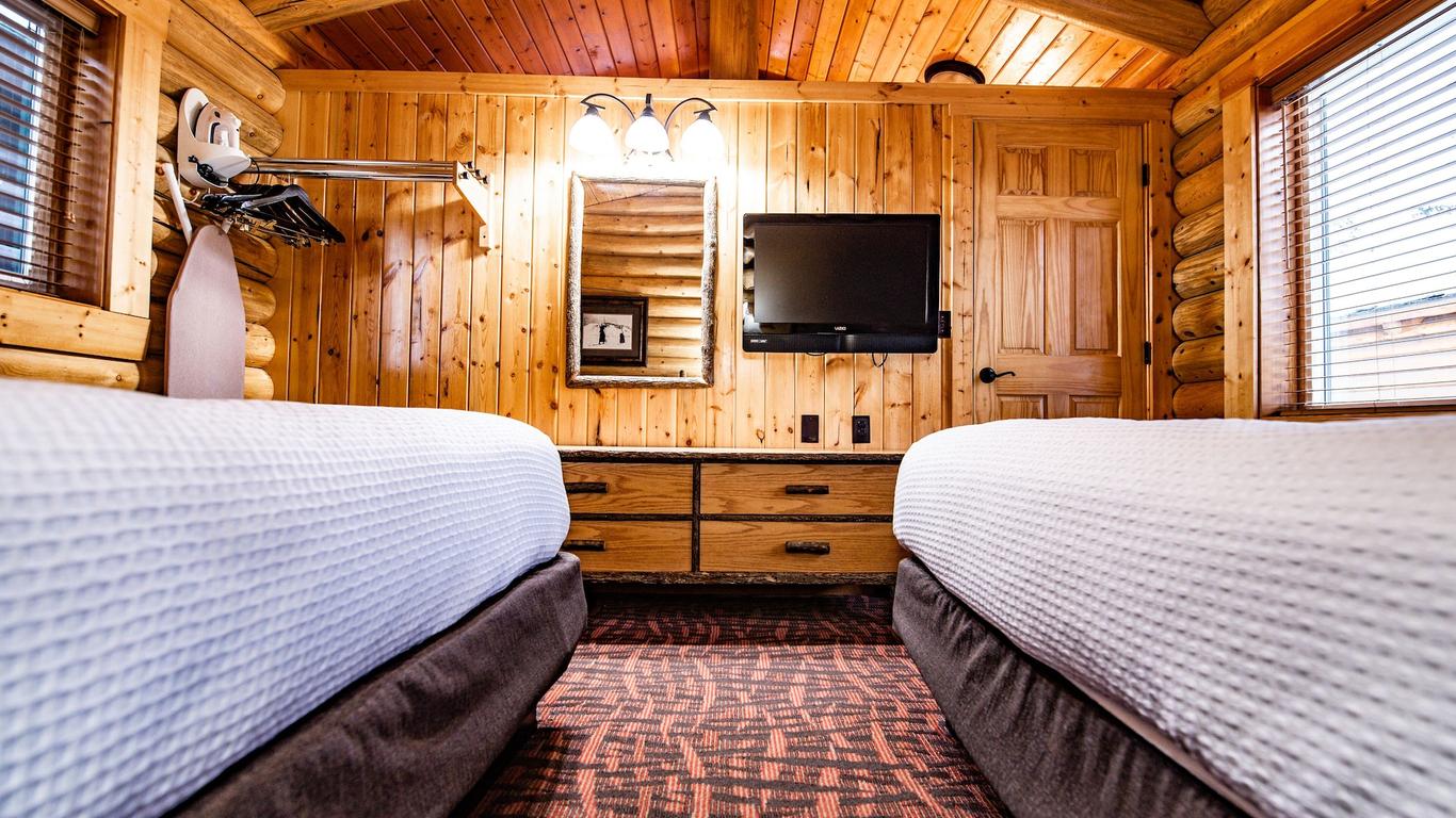 Elk Country Inn