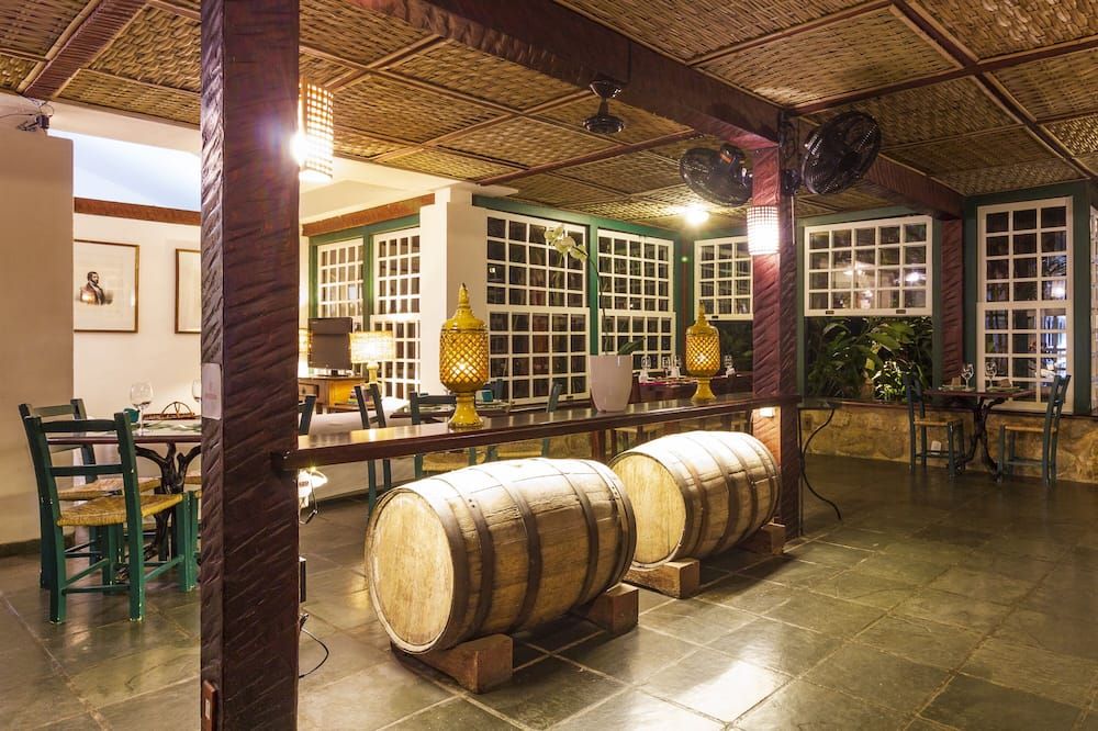 Bar Photo