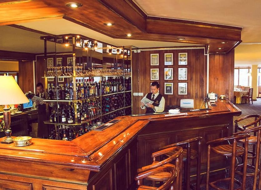Bar Photo