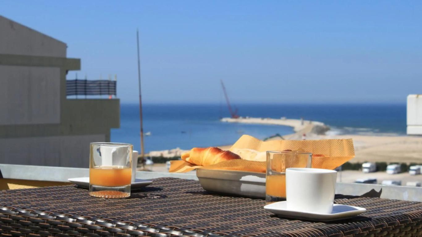 Lazza Hotel