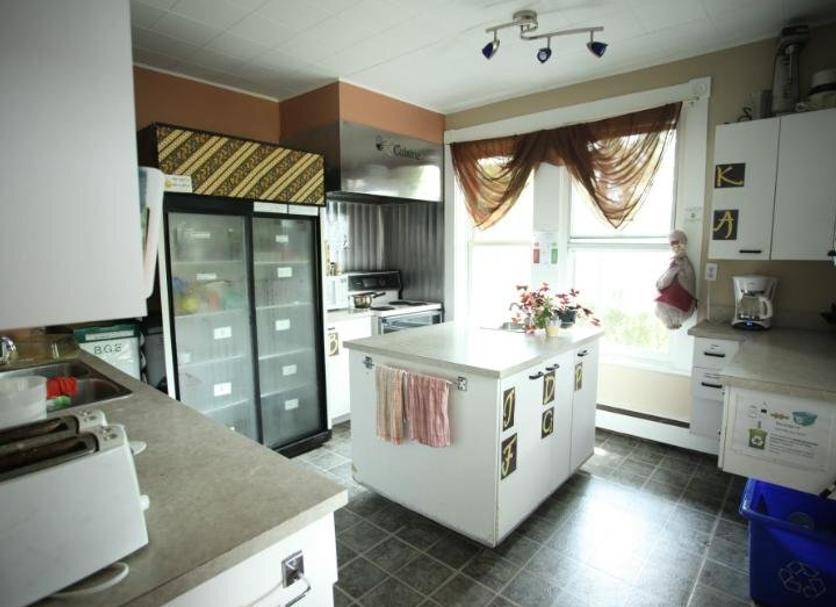 Kitchen Photo