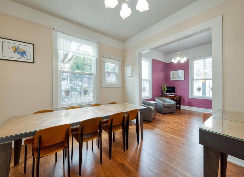 Dining room Photo