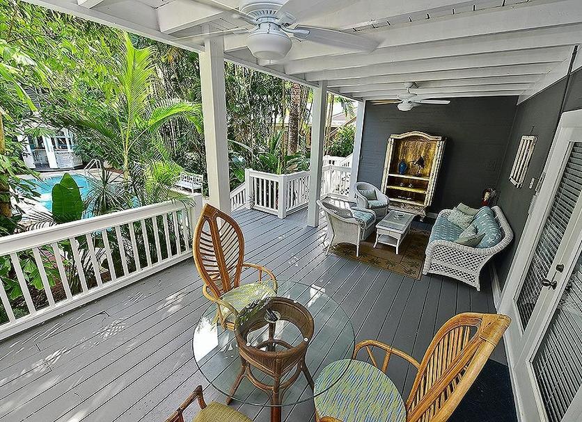 Balcony Photo