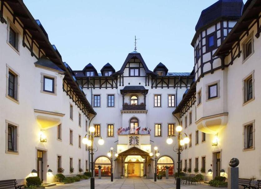 Building Photo