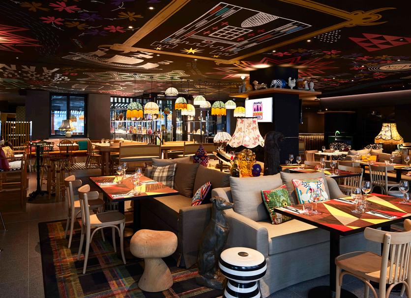 Restaurant Photo