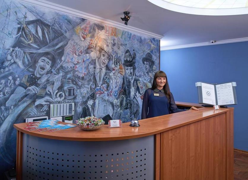 Front desk Photo