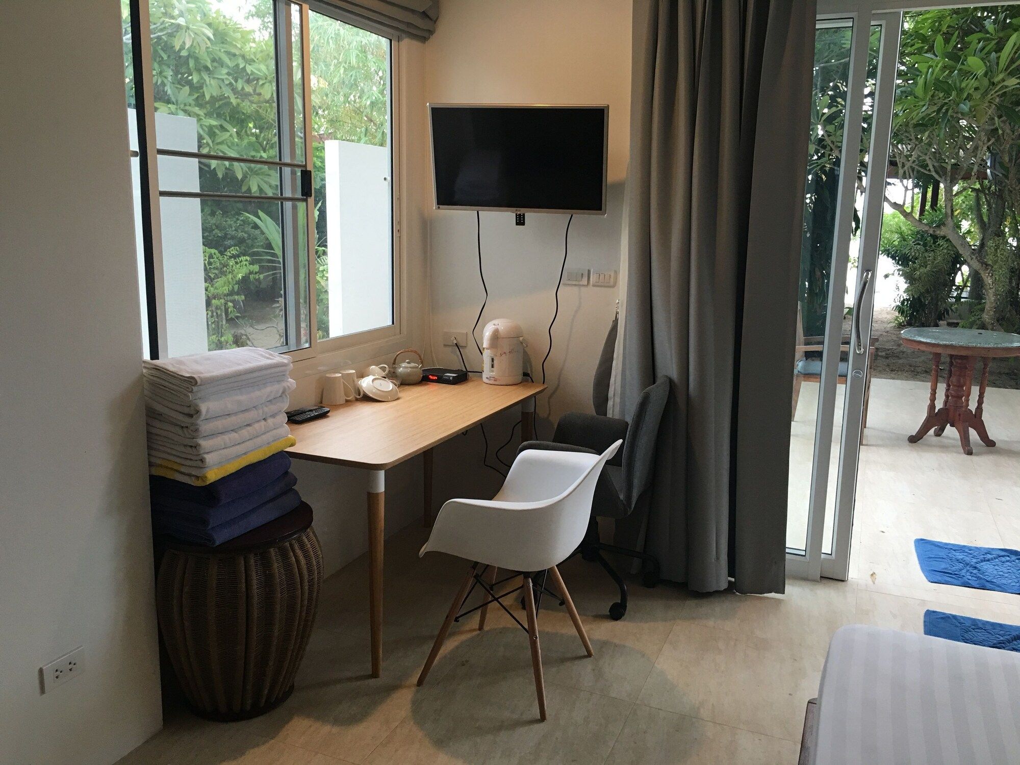 Room amenity