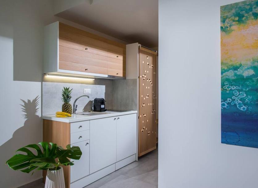 Kitchen Photo