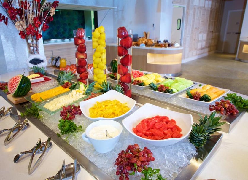 Buffet Photo