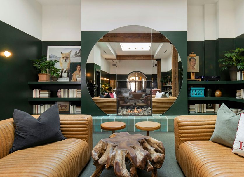 Lounge Photo