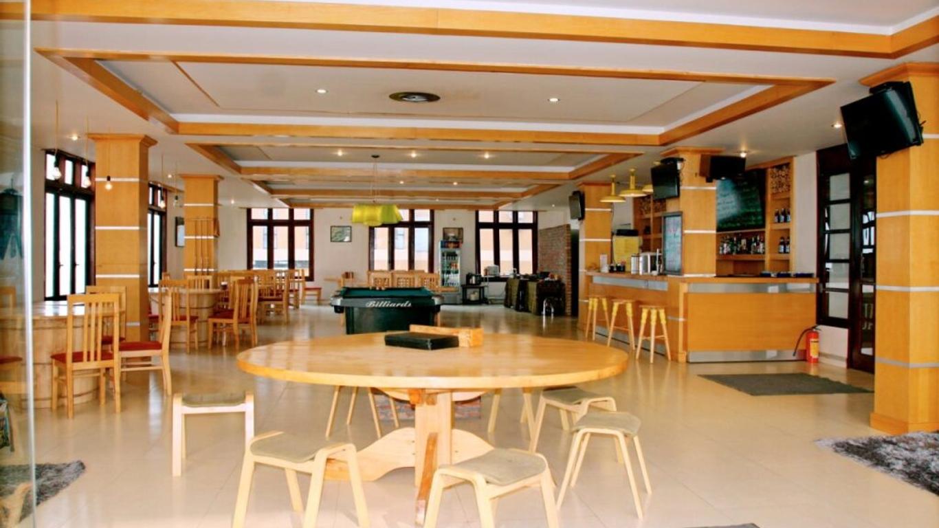 Mountain View Hotel - Hostel