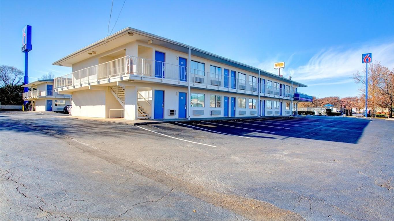 Motel 6 Murfreesboro TN