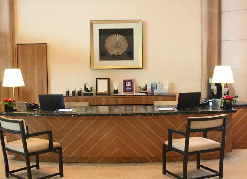 Business center Photo