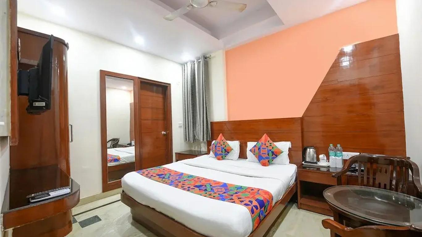 Hotel Jaggi Palace