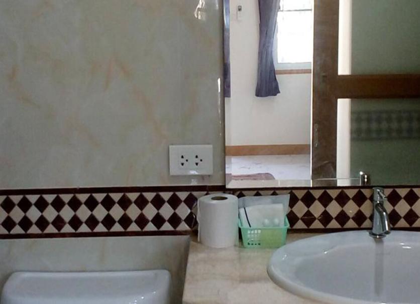 Bathroom Photo