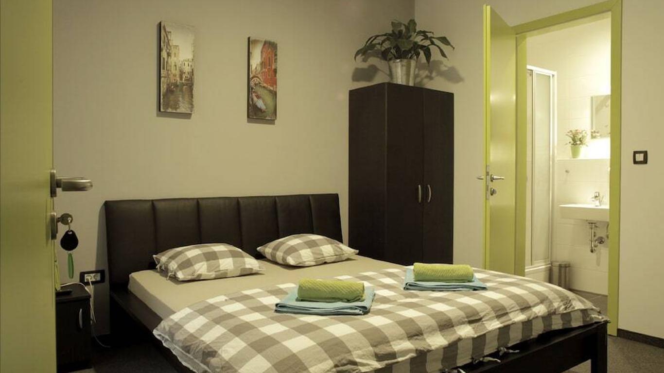 Himalayan Hostel
