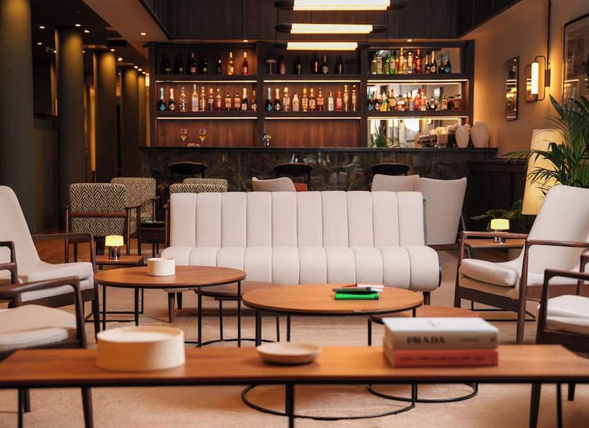 Lounge Photo