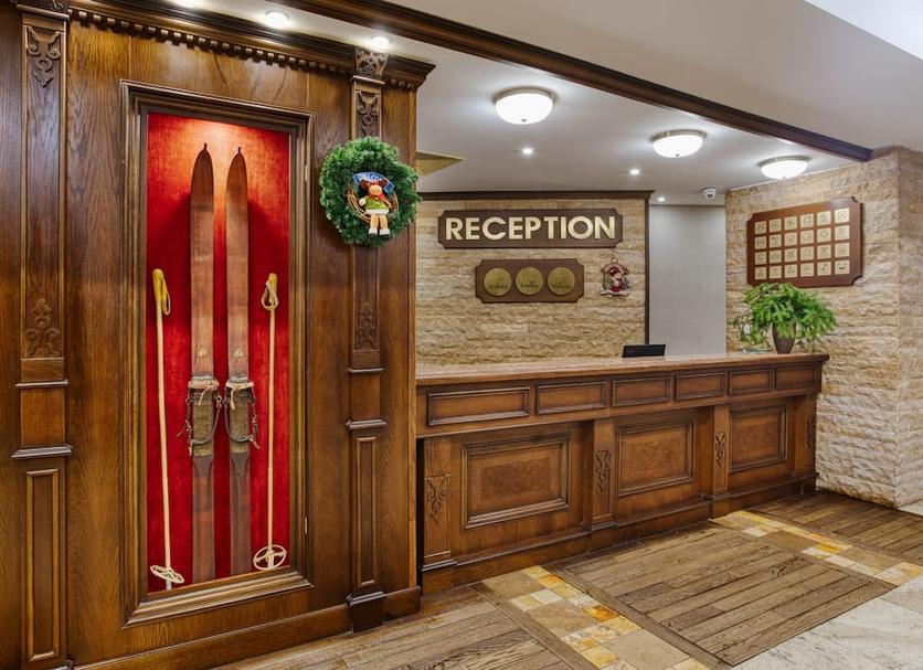 Front desk Photo