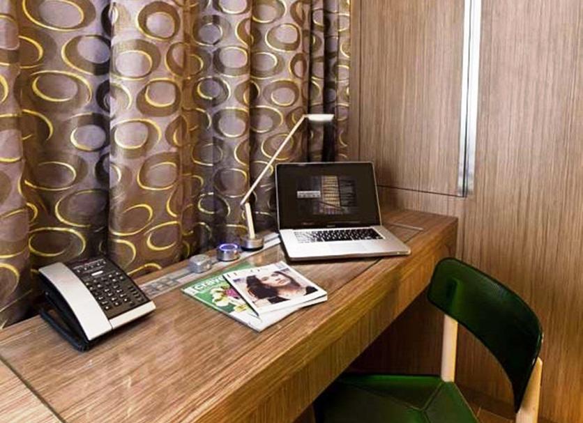 Business center Photo