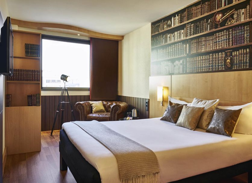 Bedroom Photo