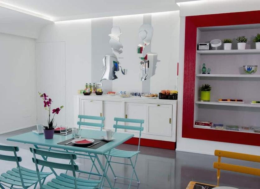Dining room Photo