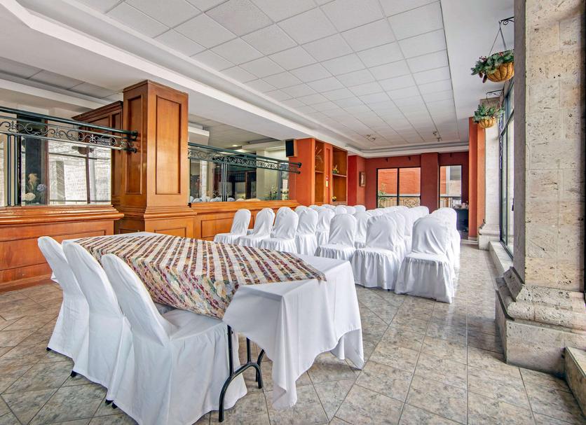 Banquet hall Photo