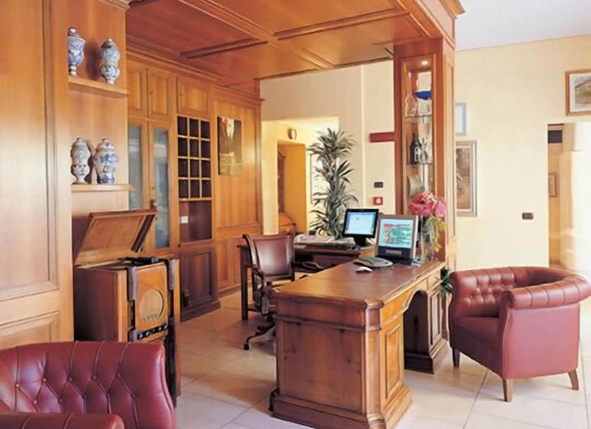 Business center Photo