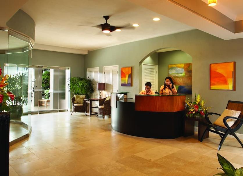 Front desk Photo