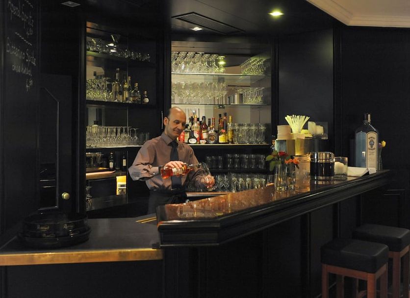 Bar Photo