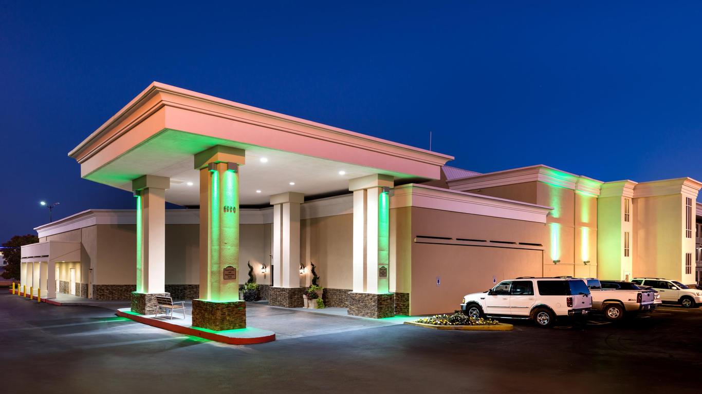 Holiday Inn Hotel & Suites Oklahoma City North