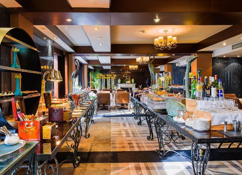 Restaurant Photo