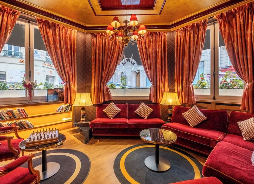 Lounge Photo