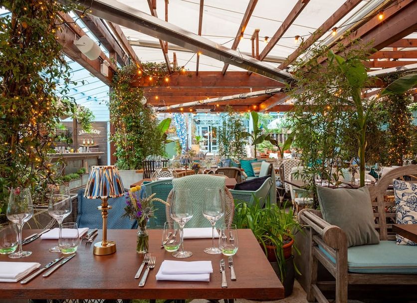 Restaurant Photo
